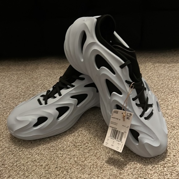 Adifoam Q NWT sz 10.5 men’s - Picture 4 of 4